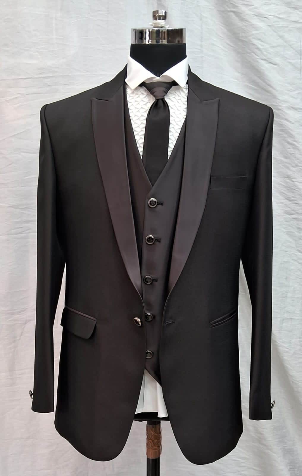 Simple Wine 4 Piece Suit